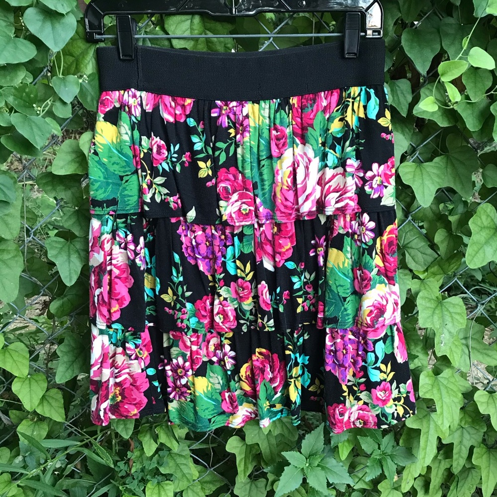 Y2K Ruffle Jersey Knit Skirt
